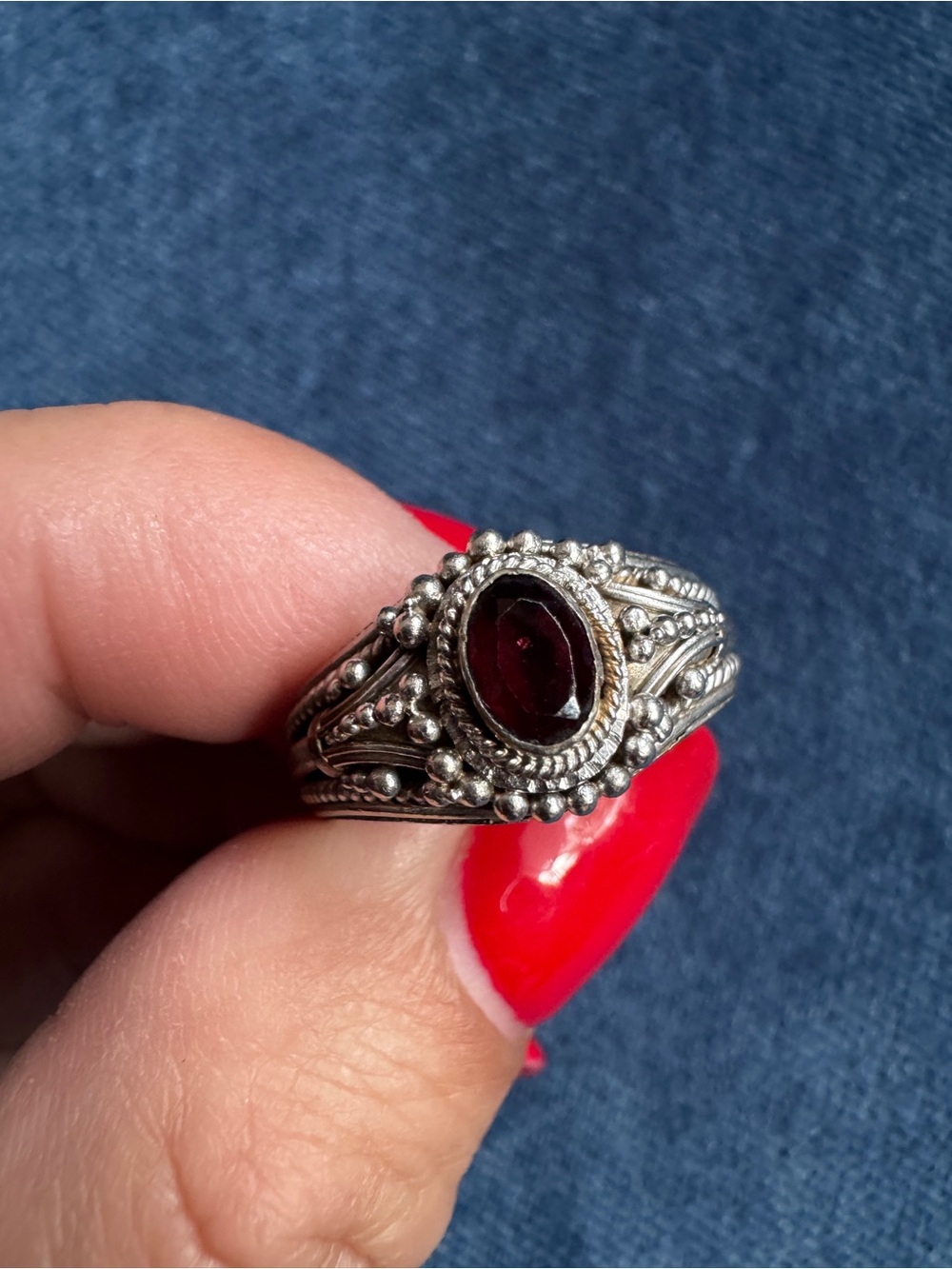 Vintage 925 Sterling Silver Garnet Ring size 7 - Picture 5 of 5